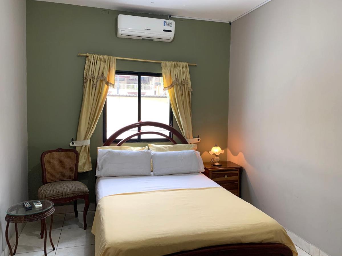 Residencial Turistico Rio Guayas Bed & Breakfast Guayaquil Exterior photo
